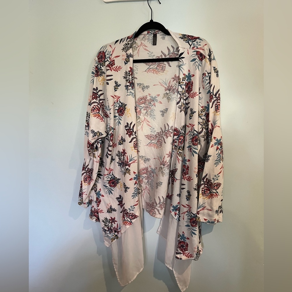 Massini Floral Patterned 3X Cardigan